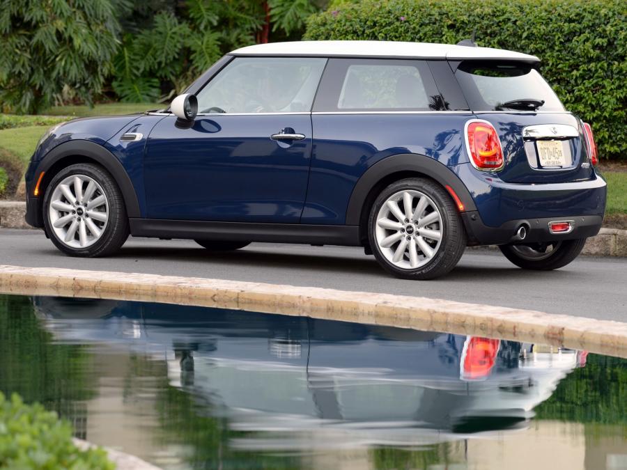  Mini Cooper 2014 года  (US) (фото 30 из 30)